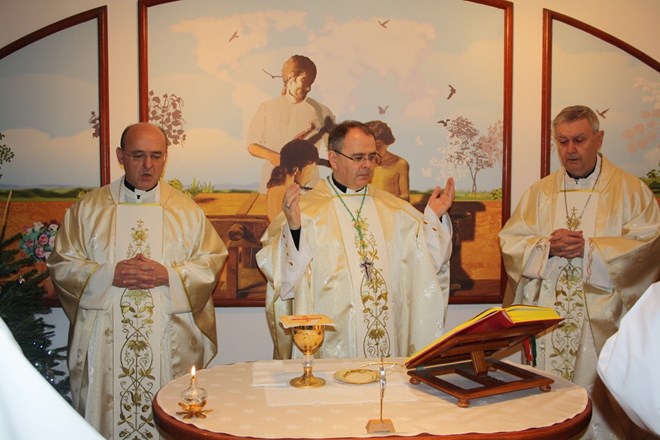 Blagdansko slavlje u kapeli Svete Obitelji u Obiteljskom centru Varaždinske biskupije