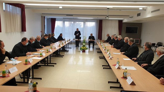 Priopćenje s izvanrednog zasjedanja sabora Hrvatske biskupske konferencije