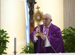 PETAK 18:00 Izravno iz Vatikana - klanjanje i potpuni oprost uz prijenos na HRT-u, Laudato TV i Hrvatskom katoličkom radiju