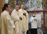 Biskup Radoš na Uskrs: Isus uvijek prati naše korake