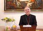 Uskrsna čestitka varaždinskog biskupa Bože Radoša