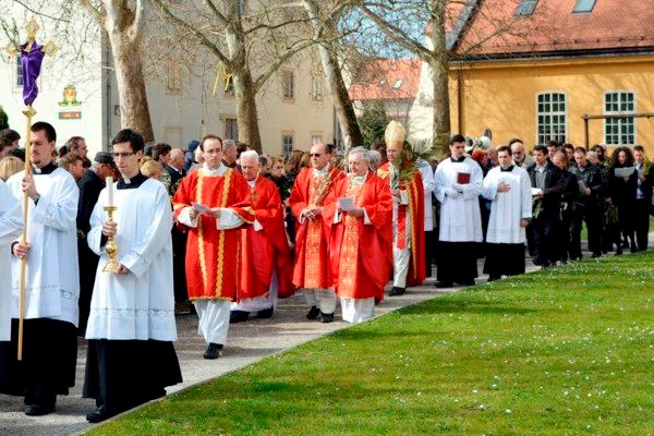 Misno slavlje na Cvjetnu nedjelju u varaždinskoj katedrali