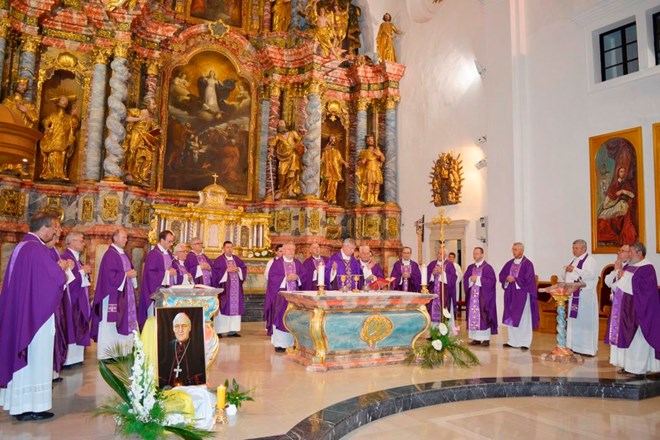 Varaždinska biskupija spomenula se biskupa Marka Culeja na devetu obljetnicu smrti