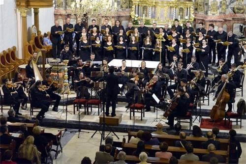 Humanitarni koncert za Marijine obroke održan u varaždinskoj katedrali