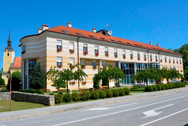 Biskup Mrzljak predvodio slavlje 15. obljetnice Caritasova doma u Ivancu