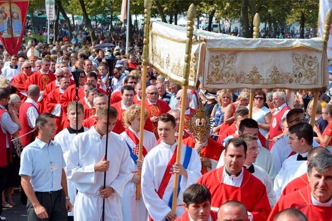 Na Svetu subotu 30.000 hodočasnika u ludbreškom svetištu Presvete Krvi