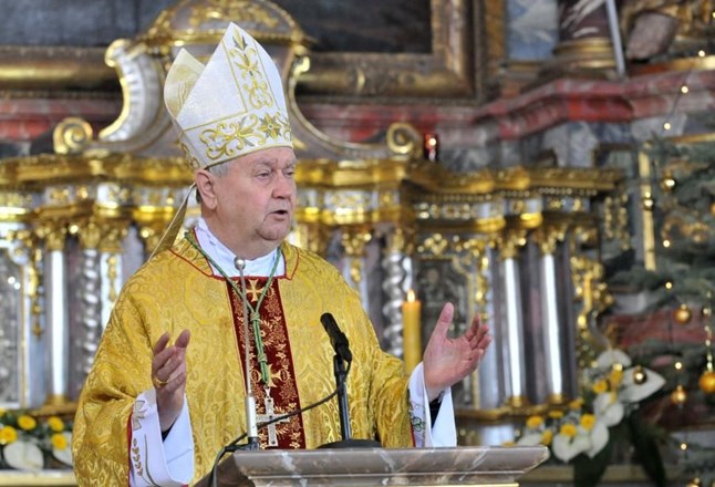 U varaždinskoj katedrali proslavljena svečana misa polnoćka