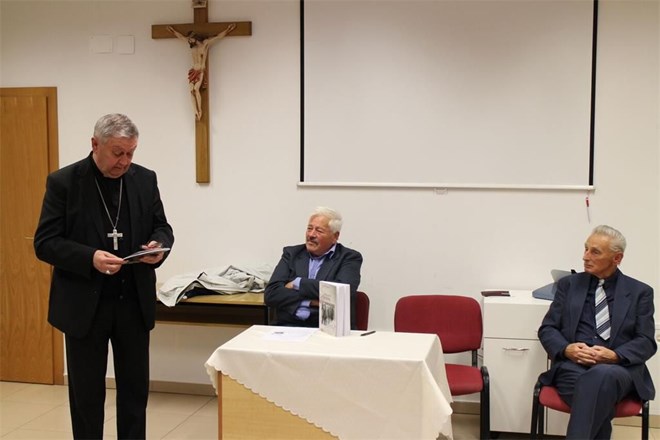 U koprivničkom franjevačkom samostanu predstavljena knjiga "Koprivnički žrtvoslov"