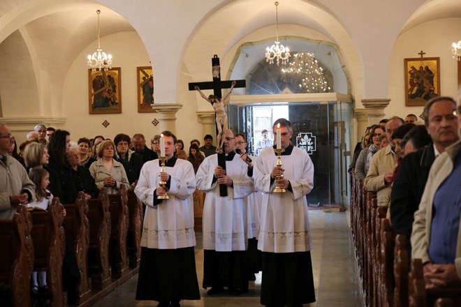 Služba Muke Gospodnje održana u varaždinskoj katedrali
