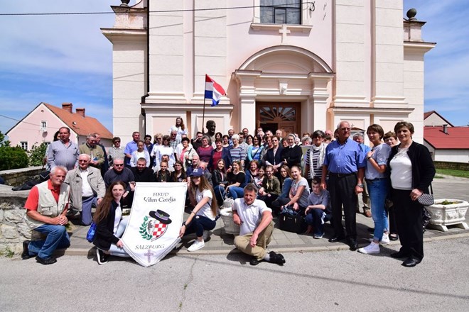 Katolici iz Salzburga hodočastili u župu Sv. Ilije na grob vlč. Vilima Cecelje