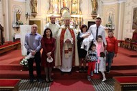 Varaždinski biskup Josip Mrzljak krstio dvoje djece u Mađarevu