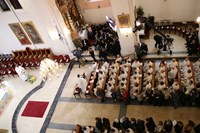 Pretprogram liturgijskog slavlja ređenja biskupa Bože Radoša pripremili bogoslovi Nadbiskupijskog bogoslovnog sjemeništa