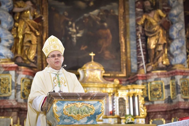 Pozdravna riječ i zahvala novozaređenog varaždinskog biskupa mons. Bože Radoša