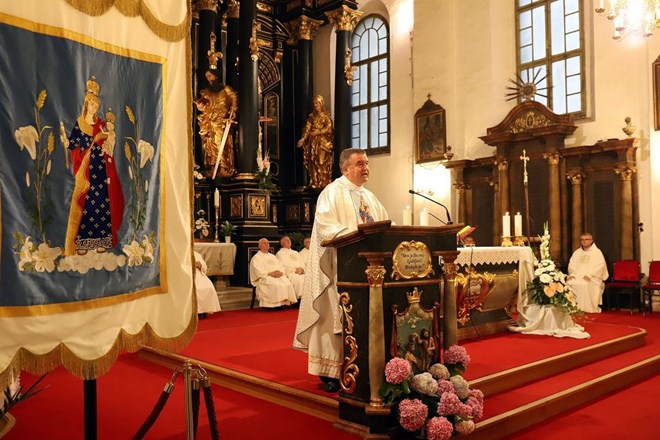 Svečano proslavljeno “Škapularevo” kod Varaždinskih franjevaca