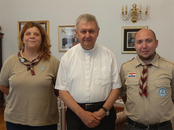 Mons. Mrzljak primio je predstavnike Zdruga skauta Varaždinske biskupije