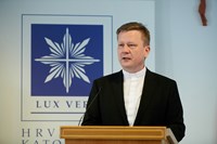 Svećenik Varaždinske biskupije dr.sc. Krunoslav Novak imenovan je generalnim tajnikom Hrvatske biskupske konferencije