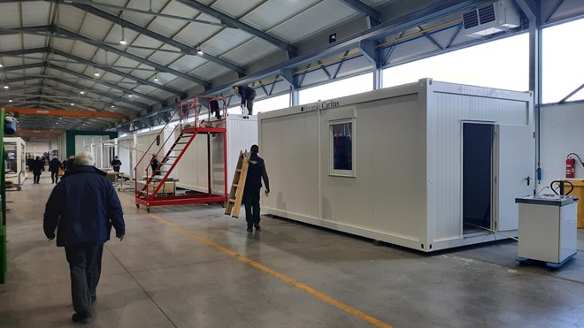 Prvi stambeni modul Hrvatskog Caritasa za stradale u potresu spreman za isporuku