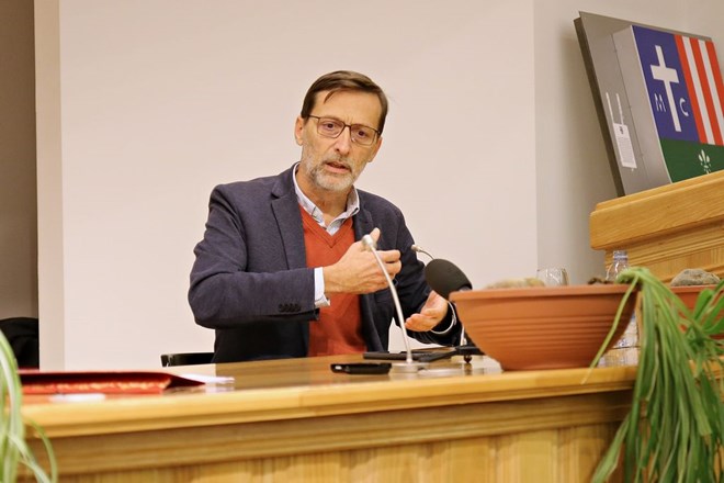 Miro Gavran gost posljednje Večeri s autorom u Biskupijskoj knjižnici povodom obilježavanja mjeseca hrvatske knjige