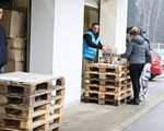 Slika Predbožićna podjela paketa Caritasa Varaždinske biskupije mnogočlanim obiteljima
