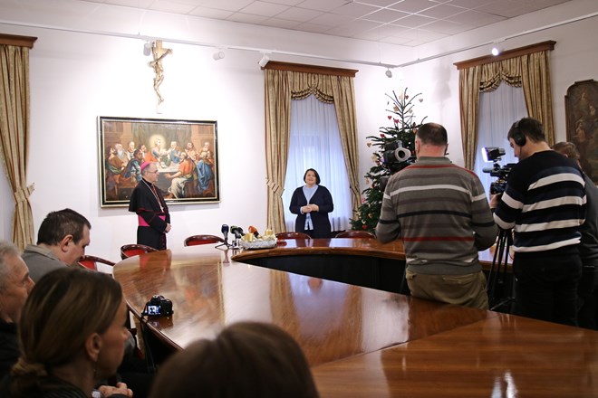 Božićni susret biskupa Radoša s medijskim djelatnicima
