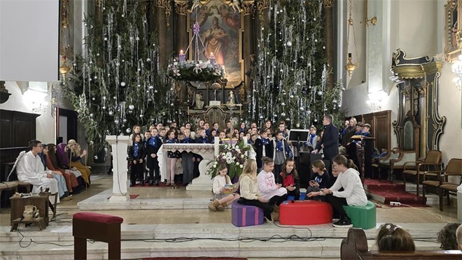 Božićni mjuzikl „Gabrijelova priča“ Katoličke osnovne škole Svete Uršule