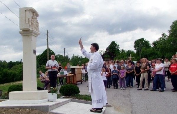 U župi Klenovnik održan 10. Marijin put