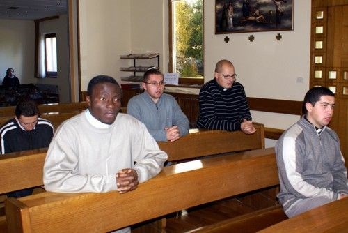 Bogoslovi na duhovnim vježbama uoči đakonskog ređenja