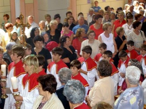 Treće nacionalno hodočašće Hrvatskog srca u Molve