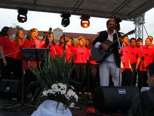 Koncert na otvorenom u prigodi 10. obljetnice koprivničke župe bl. A. Stepinca