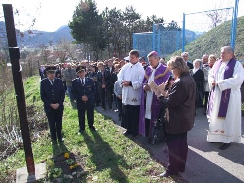 U Lepoglavi na Cvjetnicu na križnom putu s bl. Alojzijem Stepincem