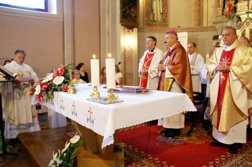 Biskup Mrzljak na Rokovo u Koprivničkim Bregima