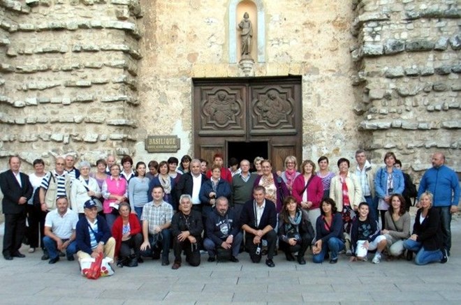 Vjernici župe Draškovec na grobu Marije Magdalene