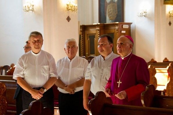 Nuncij D